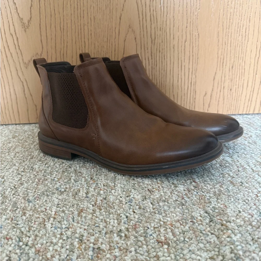Men's Brown Chelsea Boots - Classic Slip-On Dress Boot